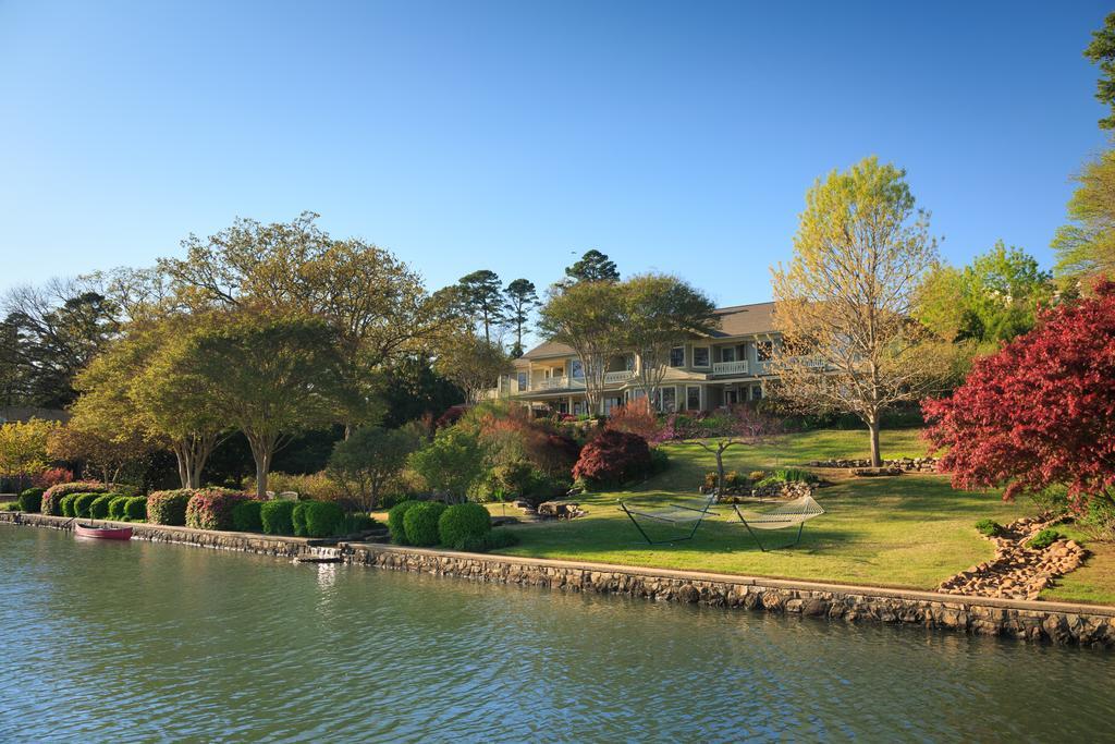 Lookout Point Lakeside Inn Hot Springs Exterior foto